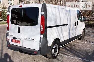 Вантажопасажирський фургон Opel Vivaro 2013 в Кременчуці