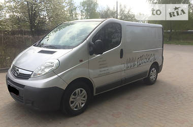 Opel Vivaro 2011