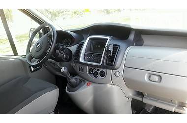 Грузопассажирский фургон Opel Vivaro 2011 в Коломые