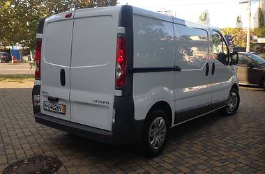 Грузопассажирский фургон Opel Vivaro 2013 в Одессе