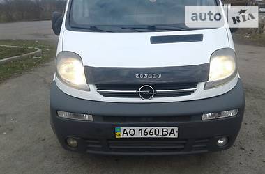 Минивэн Opel Vivaro 2004 в Виноградове