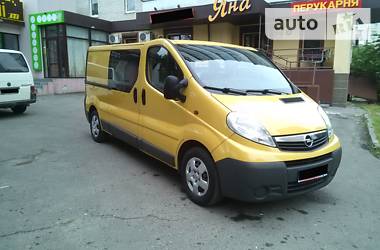 Opel Vivaro 2011