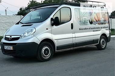 Грузопассажирский фургон Opel Vivaro 2013 в Дубно