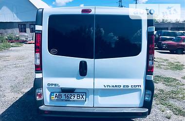 Минивэн Opel Vivaro 2009 в Виннице