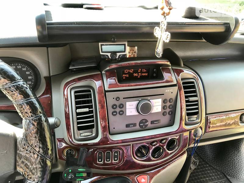 Мінівен Opel Vivaro 2007 в Бурині