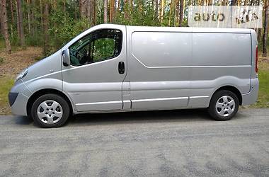 Грузопассажирский фургон Opel Vivaro 2014 в Житомире