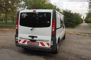 Грузопассажирский фургон Opel Vivaro 2014 в Николаеве