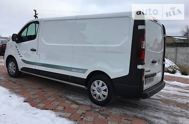 Вантажопасажирський фургон Opel Vivaro 2015 в Києві