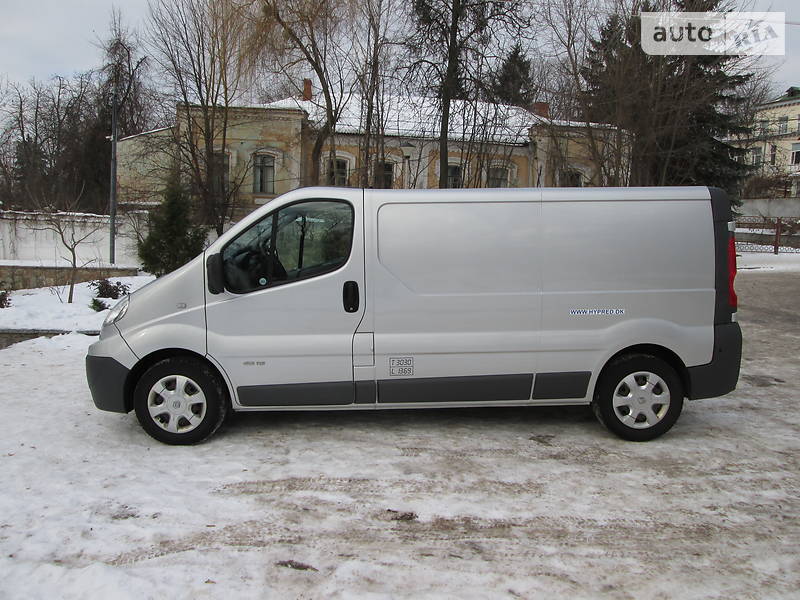 Грузопассажирский фургон Opel Vivaro 2014 в Житомире