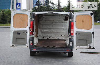 Вантажопасажирський фургон Opel Vivaro 2010 в Донецьку