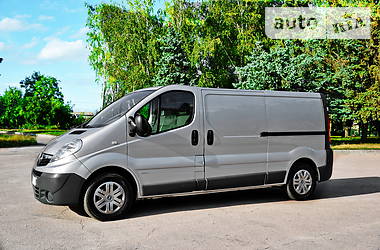 Грузопассажирский фургон Opel Vivaro 2014 в Житомире