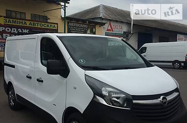 Грузопассажирский фургон Opel Vivaro 2015 в Луцке