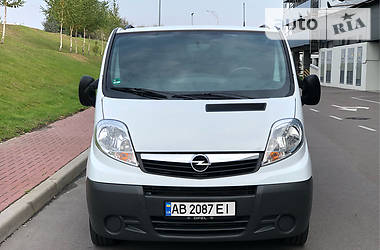 Минивэн Opel Vivaro 2014 в Киеве