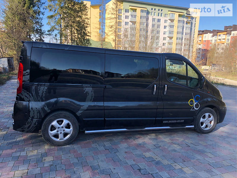 Грузопассажирский фургон Opel Vivaro 2009 в Тернополе