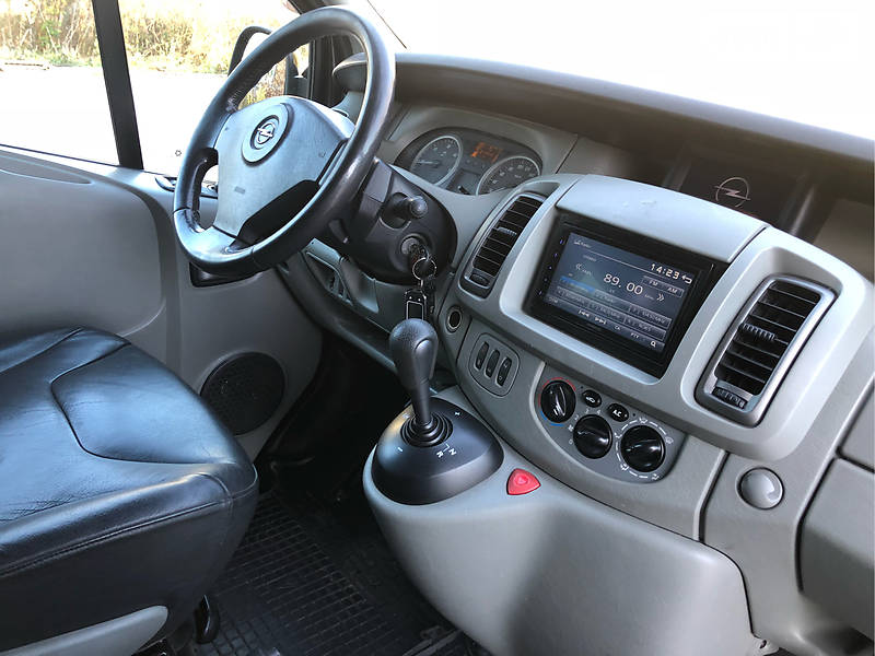 Грузопассажирский фургон Opel Vivaro 2009 в Тернополе