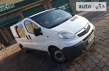 Мінівен Opel Vivaro 2010 в 