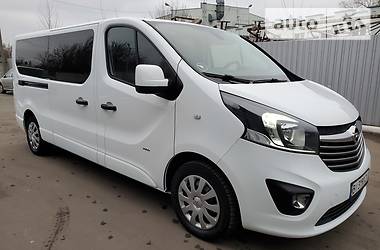 Грузопассажирский фургон Opel Vivaro 2015 в Полтаве