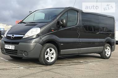 Универсал Opel Vivaro 2011 в Дубно