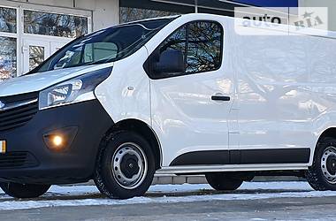 Вантажопасажирський фургон Opel Vivaro 2016 в 