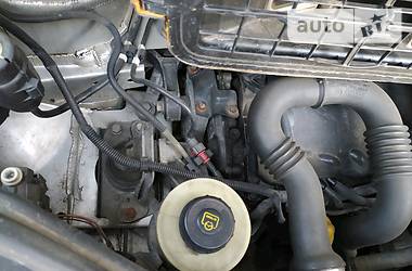 Вантажопасажирський фургон Opel Vivaro 2009 в 