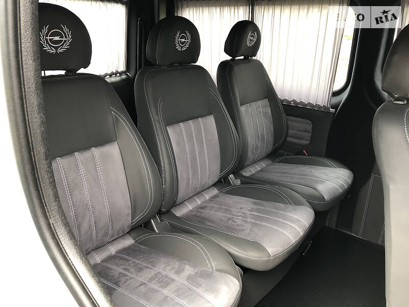 Мінівен Opel Vivaro 2015 в Козятині