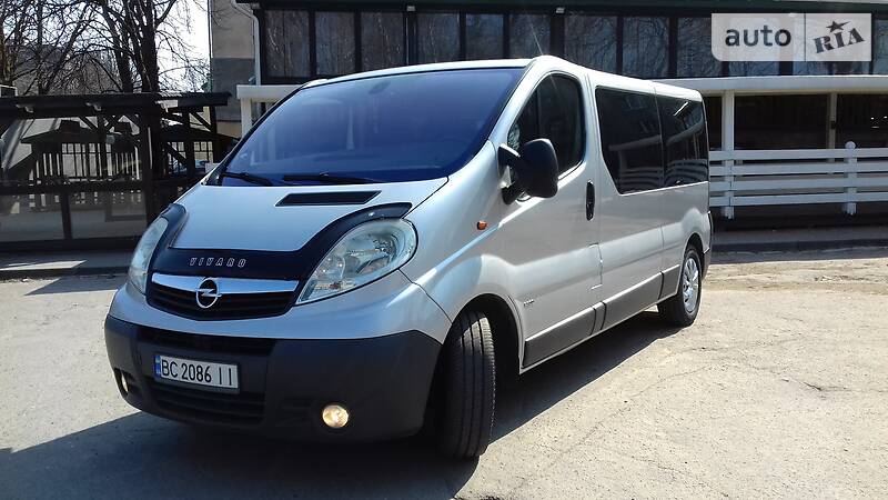 Минивэн Opel Vivaro 2007 в Львове