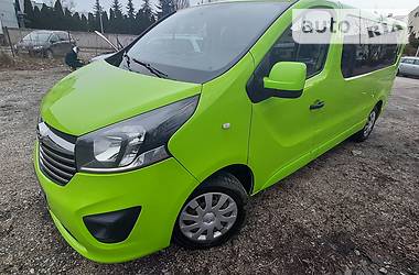 Минивэн Opel Vivaro 2015 в Луцке