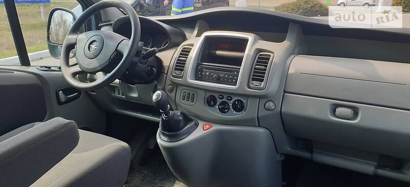 Мінівен Opel Vivaro 2011 в Ковелі