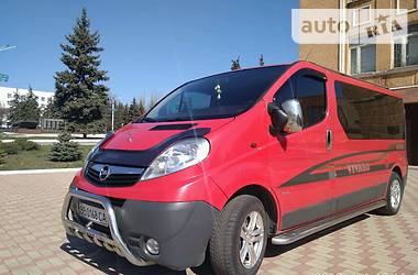Універсал Opel Vivaro 2011 в 