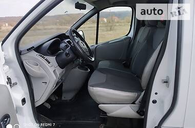 Мінівен Opel Vivaro 2011 в 