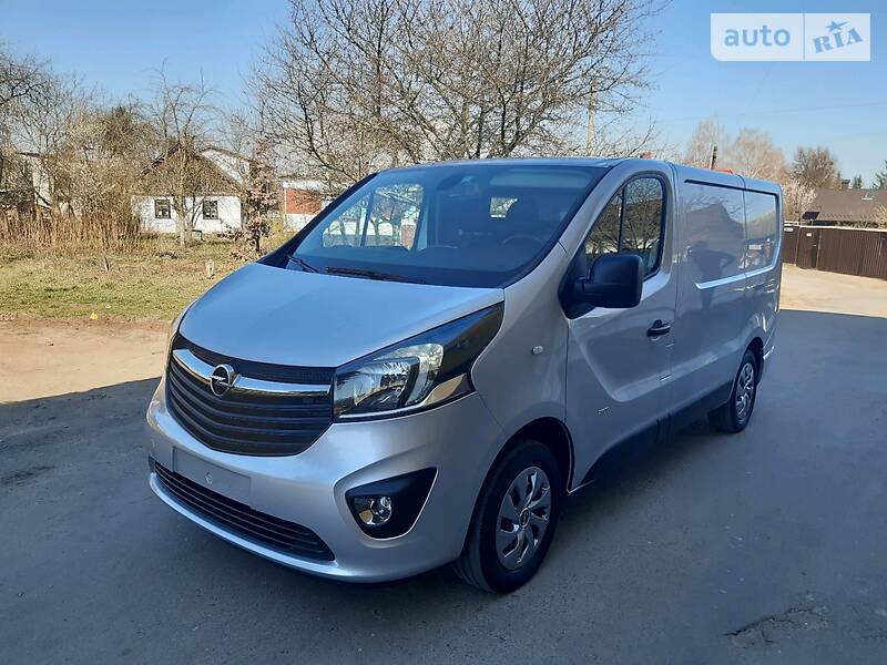 Вантажопасажирський фургон Opel Vivaro 2015 в Дубні фото 2 Вантажопасажирський фургон Opel Vivaro 2015 в Дубні
