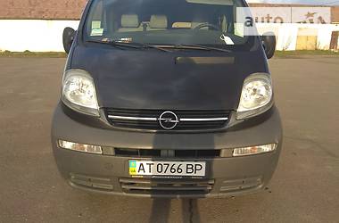 Мінівен Opel Vivaro 2005 в 