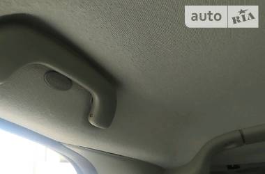 Вантажопасажирський фургон Opel Vivaro 2011 в 