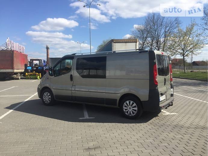 Грузопассажирский фургон Opel Vivaro 2009 в Коломые