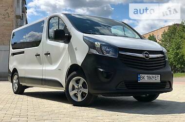 Opel Vivaro 2015