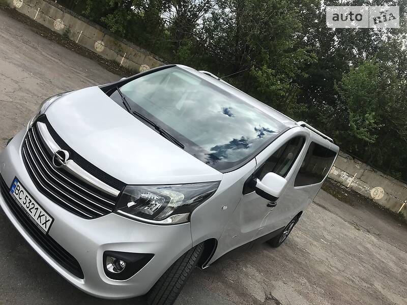 Мінівен Opel Vivaro 2017 в Бродах
