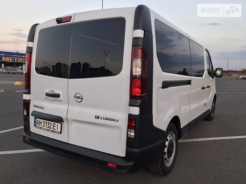 Мінівен Opel Vivaro 2018 в Києві