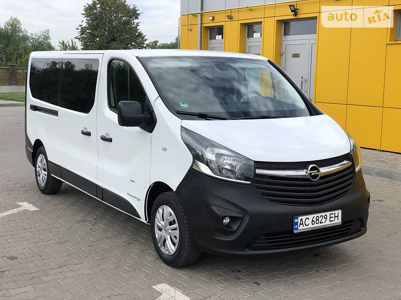 Универсал Opel Vivaro 2017 в 