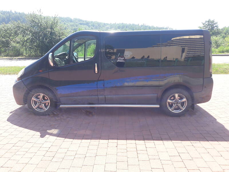Мінівен Opel Vivaro 2003 в Трускавці фото 3 Мінівен Opel Vivaro 2003 в Трускавці
