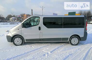 Грузопассажирский фургон Opel Vivaro 2010 в Житомире