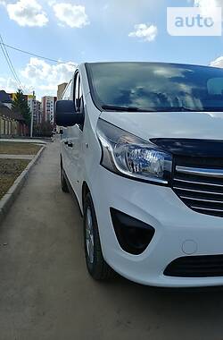 Универсал Opel Vivaro 2017 в Харькове