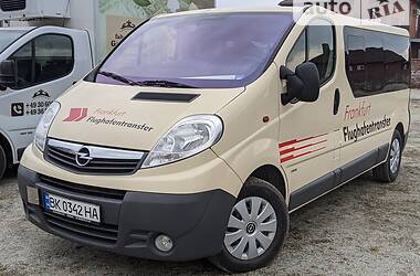 Минивэн Opel Vivaro 2012 в Ровно