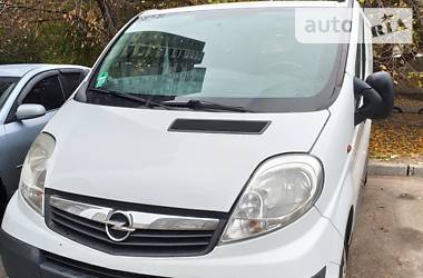 Opel Vivaro 2011