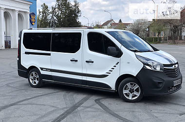 Opel Vivaro 2016