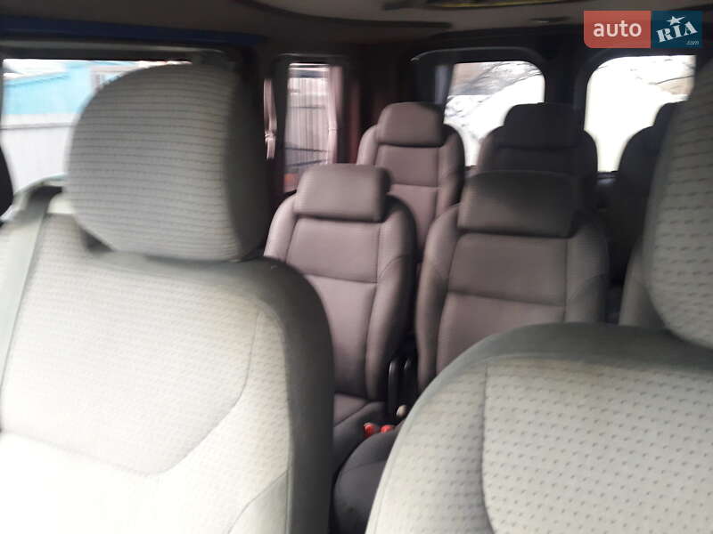 Минивэн Opel Vivaro 2009 в Городенке