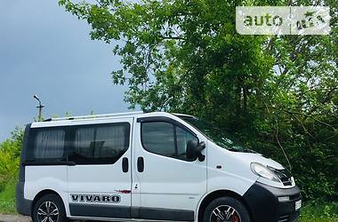 Минивэн Opel Vivaro 2003 в Кременце