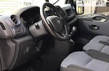 Минивэн Opel Vivaro 2015 в Черкассах