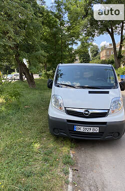 Мінівен Opel Vivaro 2012 в Рівному