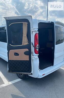 Минивэн Opel Vivaro 2007 в 