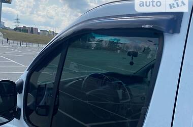 Минивэн Opel Vivaro 2007 в 